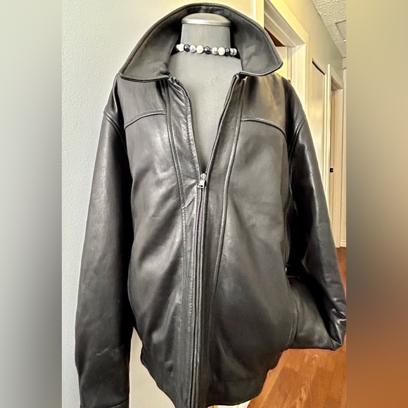 Vintage Unisex Leather Bomber Jacket Oversized - Picture 3 of 16